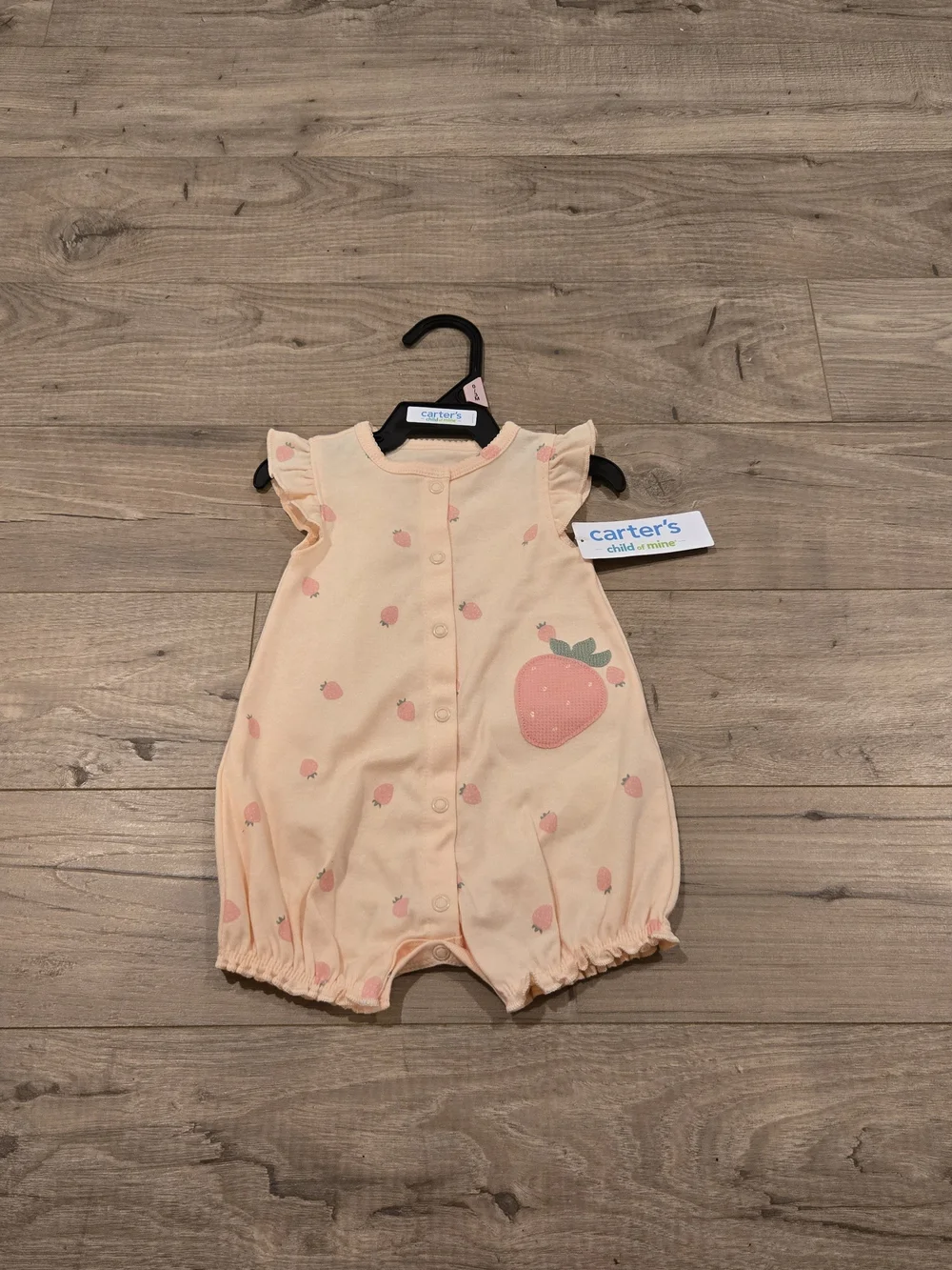 🌻 NWT Carter’s Baby Girl Strawberry Romper Pink 0-3M Ruffle One-Piece 🍓